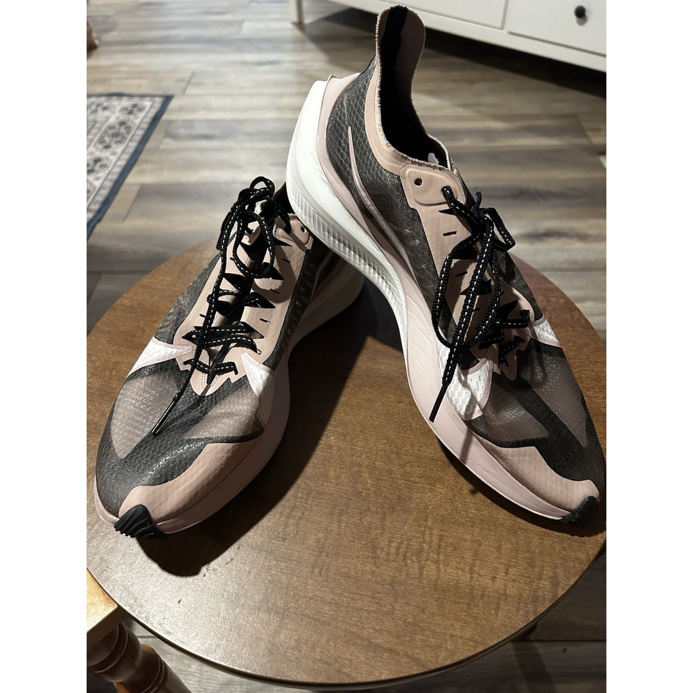 NIKE ZOOM GRAVITY WOMEN'S RUNNING SHOES - BLK/MAUVE  BQ3202-006  Size 11